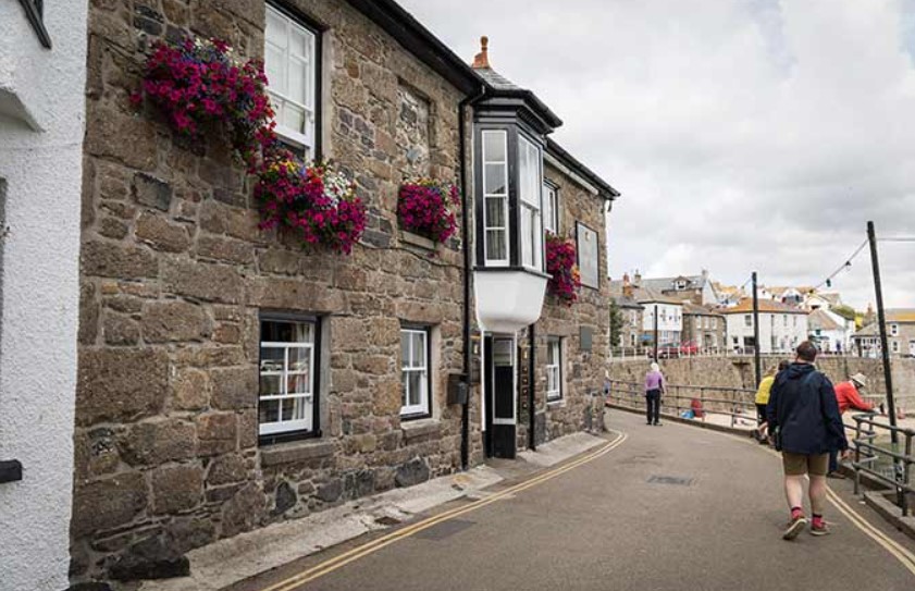 Streets of Mousehole