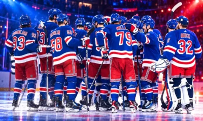 Rangers beat Ducks 5-2 to go 6-0-0 at MSG